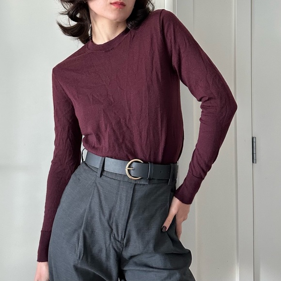 Uniqlo Burgundy Wool Sweater - Picture 5 of 6